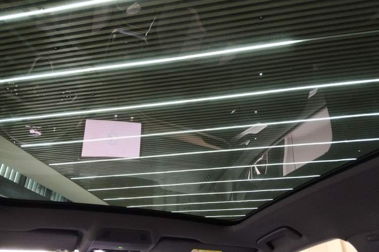 Used Volkswagen ID.4 CROZZ 2025 Pure Edition Headliner