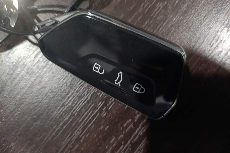 Used Volkswagen ID.4 CROZZ 2025 Pure Edition Interior 1