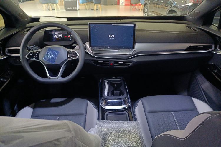 Used Volkswagen ID.4 CROZZ 2025 Pure Edition Interior 2