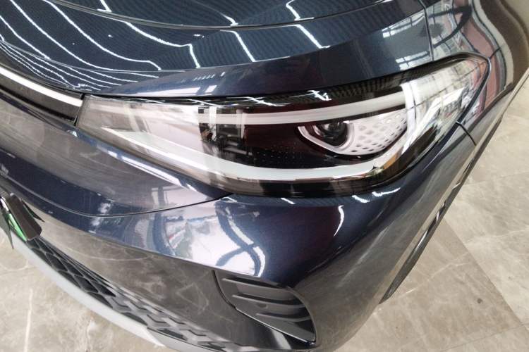 Used Volkswagen ID.4 CROZZ 2025 Pure Edition Left Front Headlight