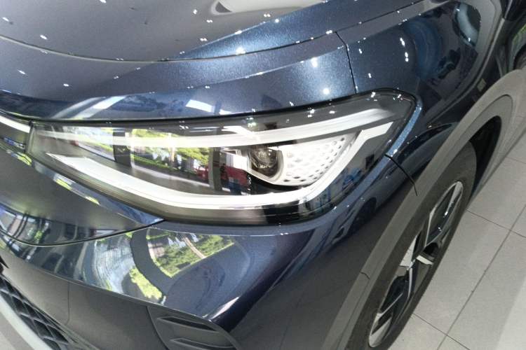 Used Volkswagen ID.4 CROZZ 2025 Pure Edition Left Front Headlight