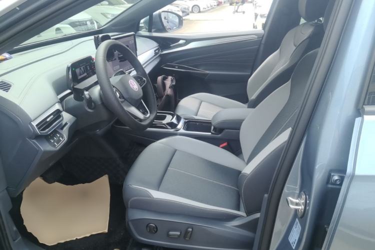 Used Volkswagen ID.4 CROZZ 2025 Pure Edition Left Front Seat