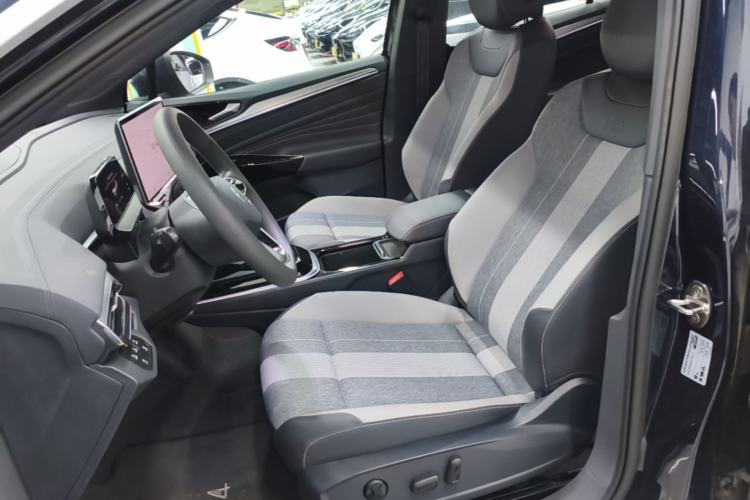 Used Volkswagen ID.4 CROZZ 2025 Pure Edition Left Front Seat
