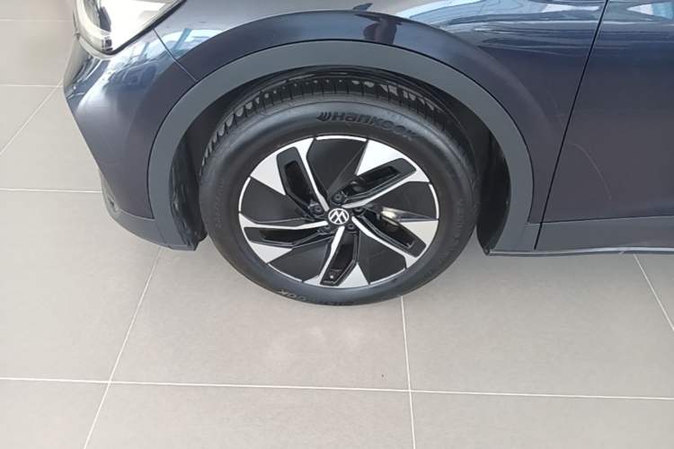 Used Volkswagen ID.4 CROZZ 2025 Pure Edition Left Front Wheel Hub