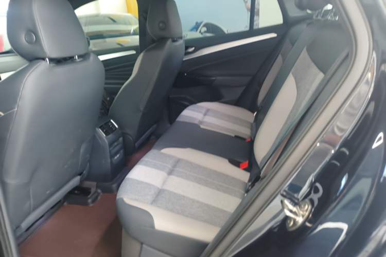 Used Volkswagen ID.4 CROZZ 2025 Pure Edition Left Rear Seat
