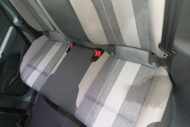 Used Volkswagen ID.4 CROZZ 2025 Pure Edition Left Rear Seat