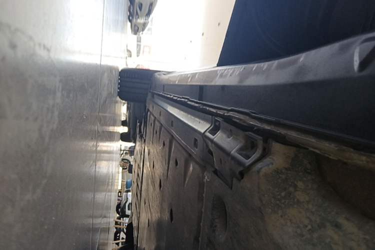 Used Volkswagen ID.4 CROZZ 2025 Pure Edition Left Side Sill