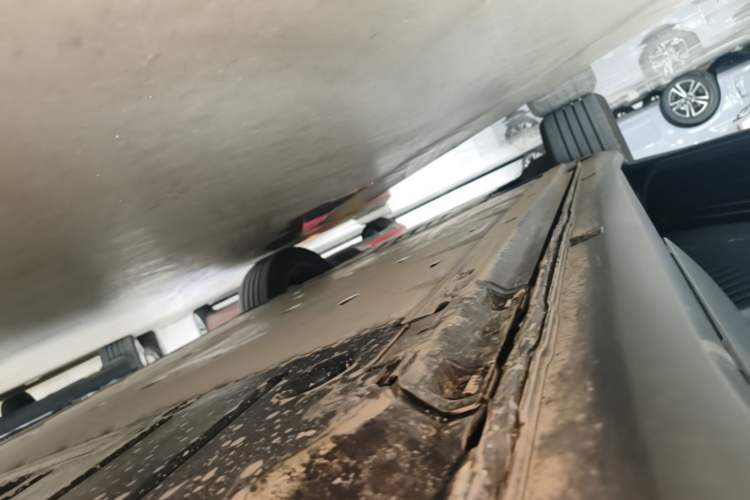 Used Volkswagen ID.4 CROZZ 2025 Pure Edition Left Side Sill
