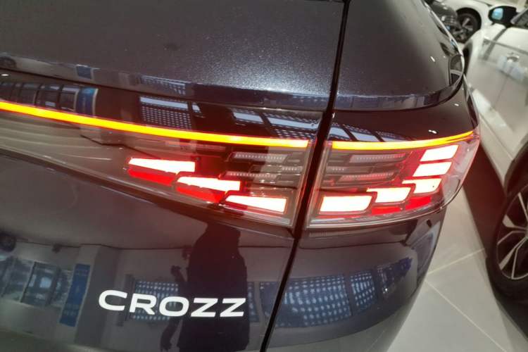 Used Volkswagen ID.4 CROZZ 2025 Pure Edition Right Rear Taillight