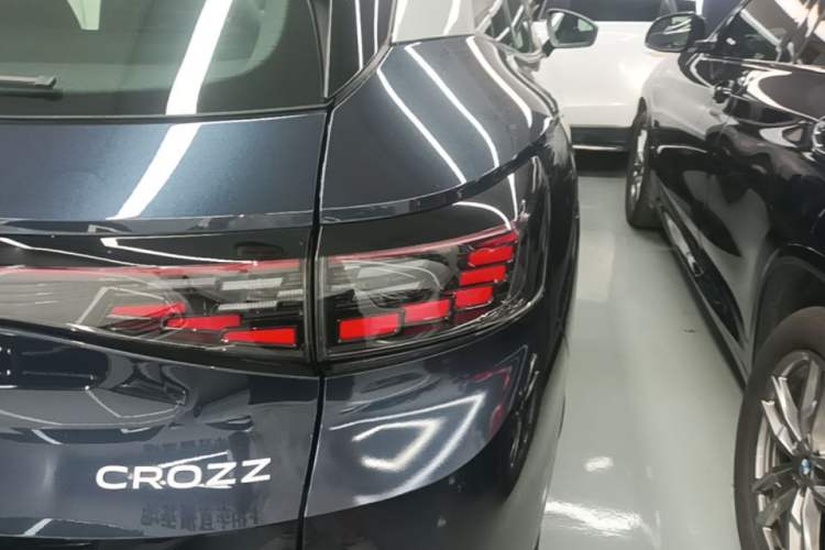 Used Volkswagen ID.4 CROZZ 2025 Pure Edition Right Rear Taillight
