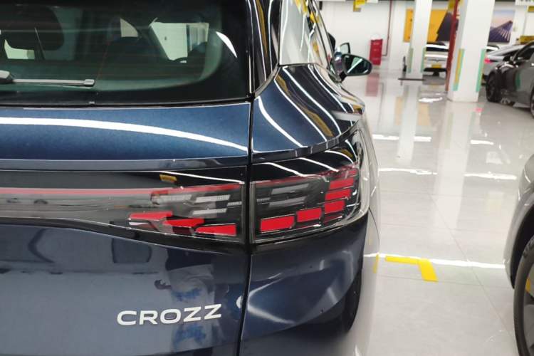 Used Volkswagen ID.4 CROZZ 2025 Pure Edition Right Rear Taillight