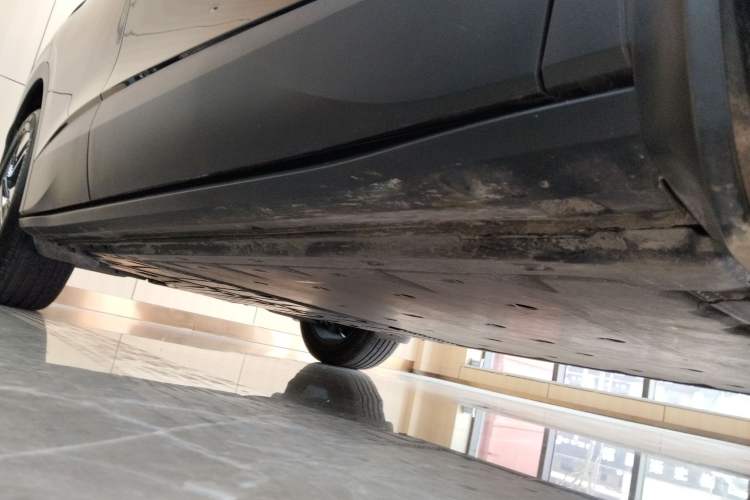 Used Volkswagen ID.4 CROZZ 2025 Pure Edition Right Side Sill
