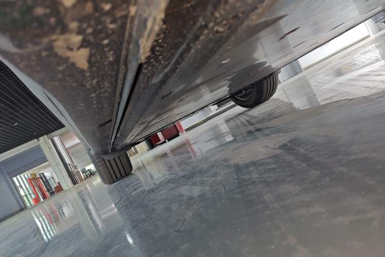 Used Volkswagen ID.4 CROZZ 2025 Pure Edition Right Side Sill