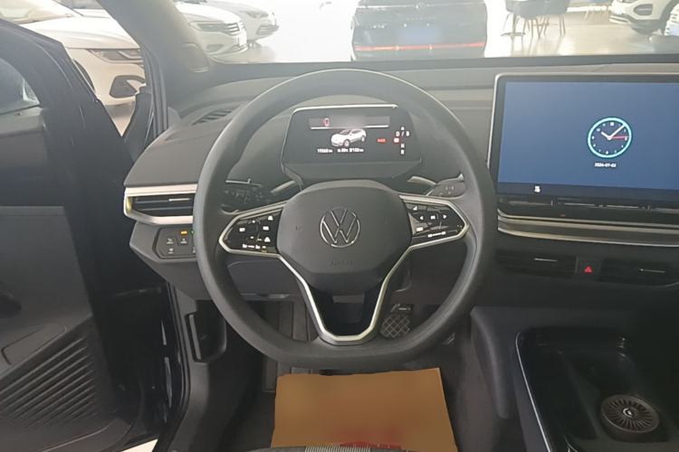 Used Volkswagen ID.4 CROZZ 2025 Pure Edition Steering Wheel