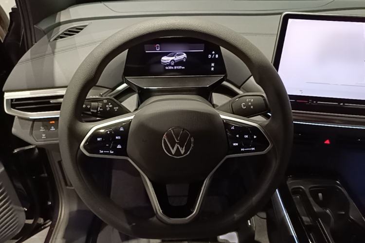 Used Volkswagen ID.4 CROZZ 2025 Pure Edition Steering Wheel