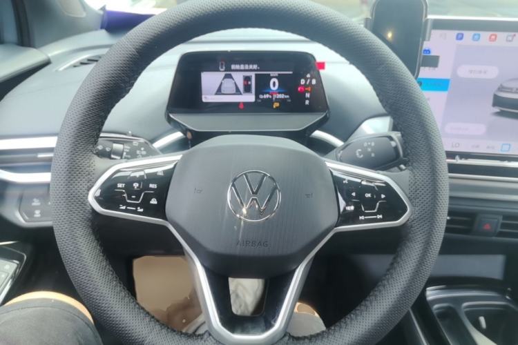 Used Volkswagen ID.4 CROZZ 2025 Pure Edition Steering Wheel