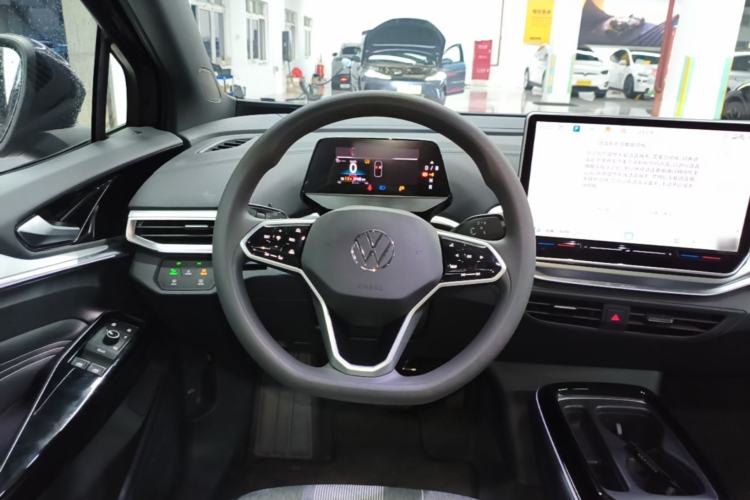Used Volkswagen ID.4 CROZZ 2025 Pure Edition Steering Wheel