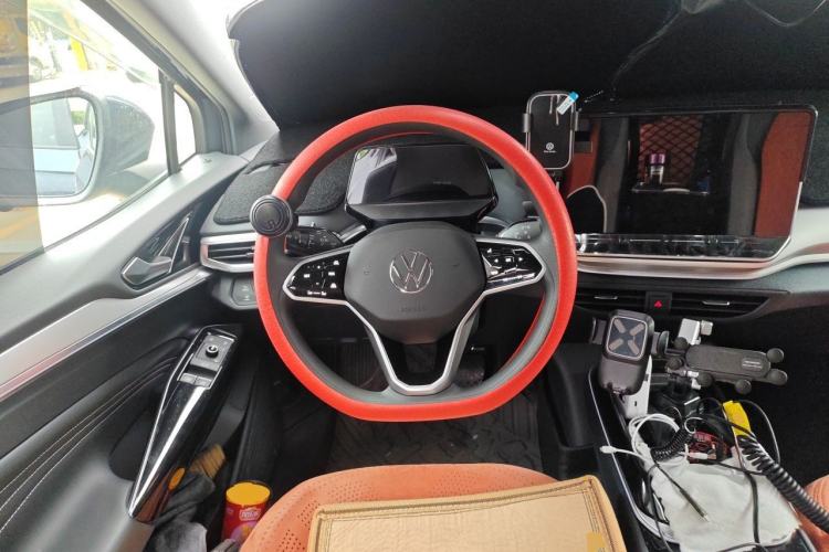 Used Volkswagen ID.4 CROZZ 2025 Pure Edition Steering Wheel