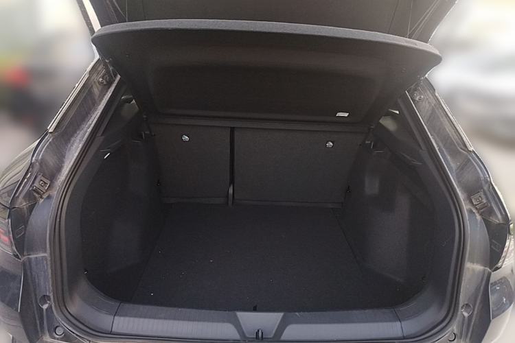 Used Volkswagen ID.4 CROZZ 2025 Pure Edition Trunk