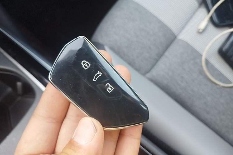 Used Volkswagen ID.4 CROZZ 2025 Pure Edition Vehicle Key
