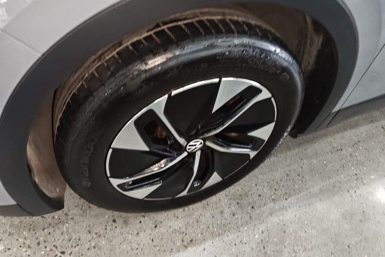 Used Volkswagen ID.4 CROZZ 2025 Pure Edition Exterior 4