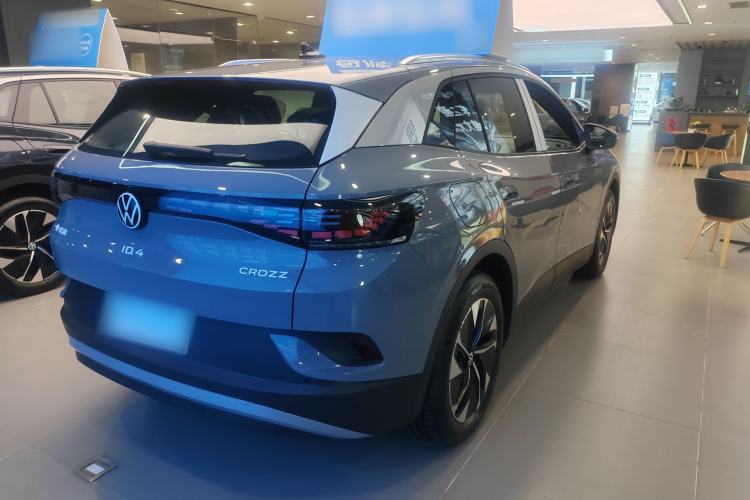 Used Volkswagen ID.4 CROZZ 2025 Pure Edition Exterior 5