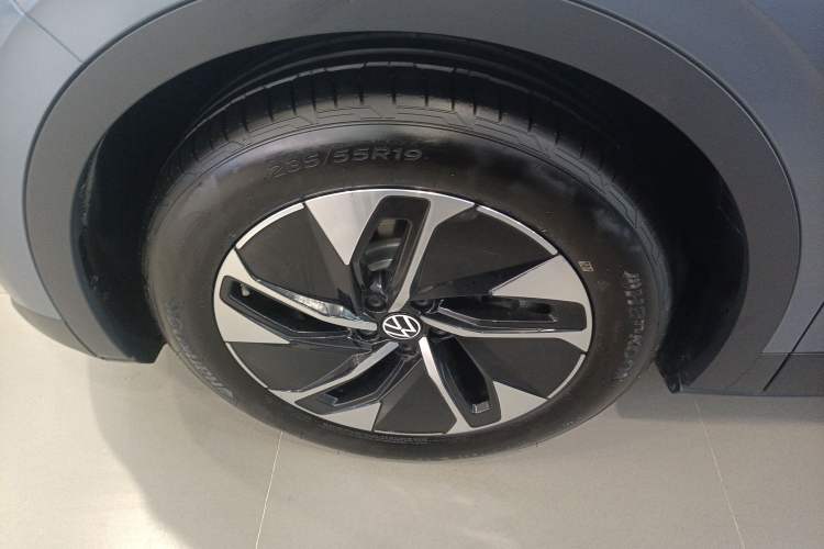 Used Volkswagen ID.4 CROZZ 2025 Pure Edition Exterior 7