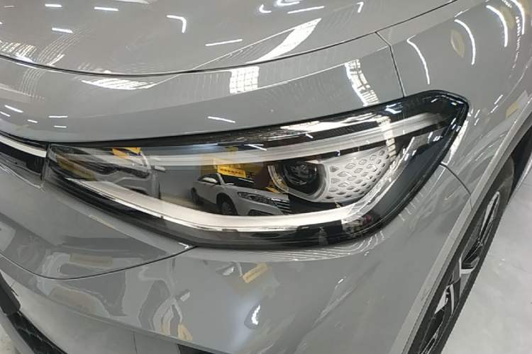 Used Volkswagen ID.4 CROZZ 2025 Pure Edition Left Front Headlight