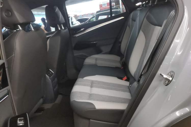 Used Volkswagen ID.4 CROZZ 2025 Pure Edition Left Rear Seat