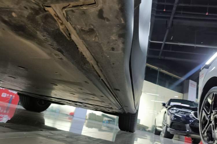 Used Volkswagen ID.4 CROZZ 2025 Pure Edition Left Side Sill