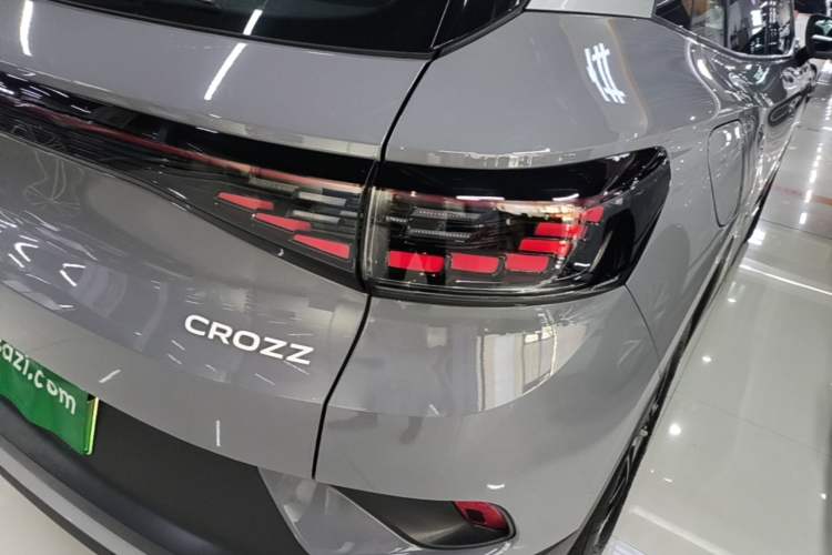 Used Volkswagen ID.4 CROZZ 2025 Pure Edition Right Rear Taillight