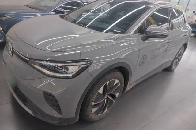 Używany Volkswagen ID.4 CROZZ 2025 Pure Edition