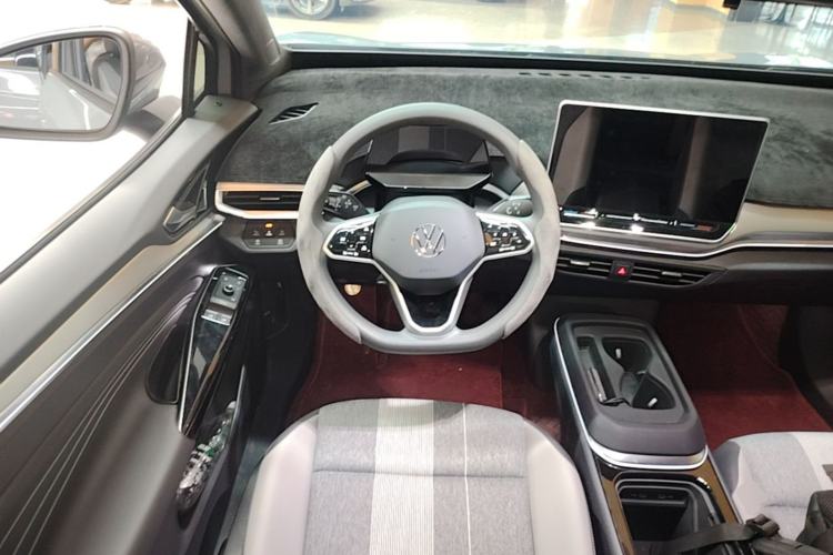 Used Volkswagen ID.4 CROZZ 2025 Pure Edition Steering Wheel
