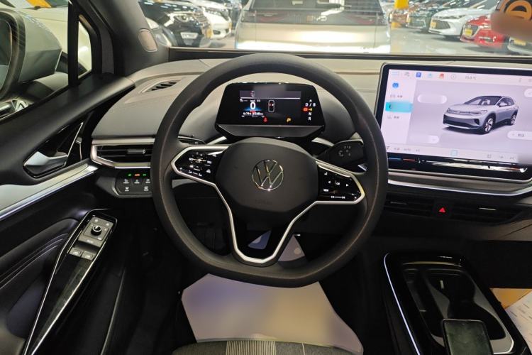 Used Volkswagen ID.4 CROZZ 2025 Pure Edition Steering Wheel