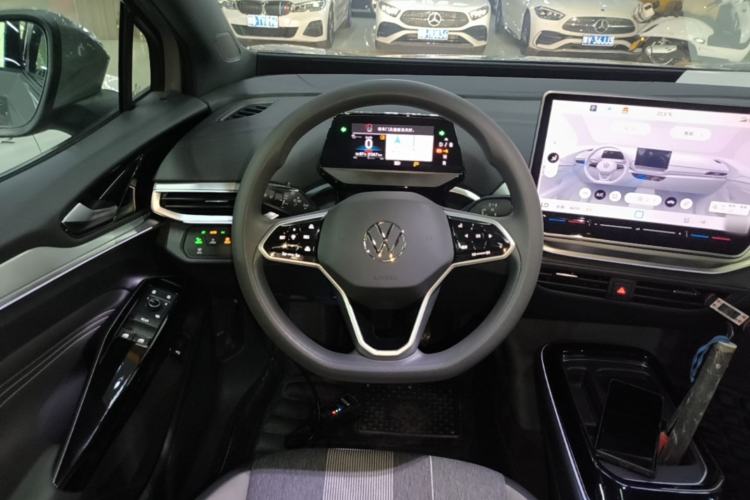 Used Volkswagen ID.4 CROZZ 2025 Pure Edition Steering Wheel
