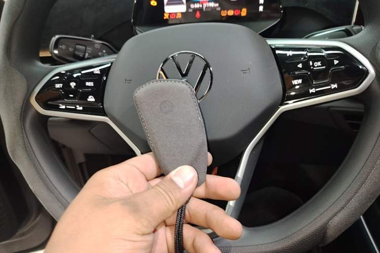 Used Volkswagen ID.4 CROZZ 2025 Pure Edition Vehicle Key