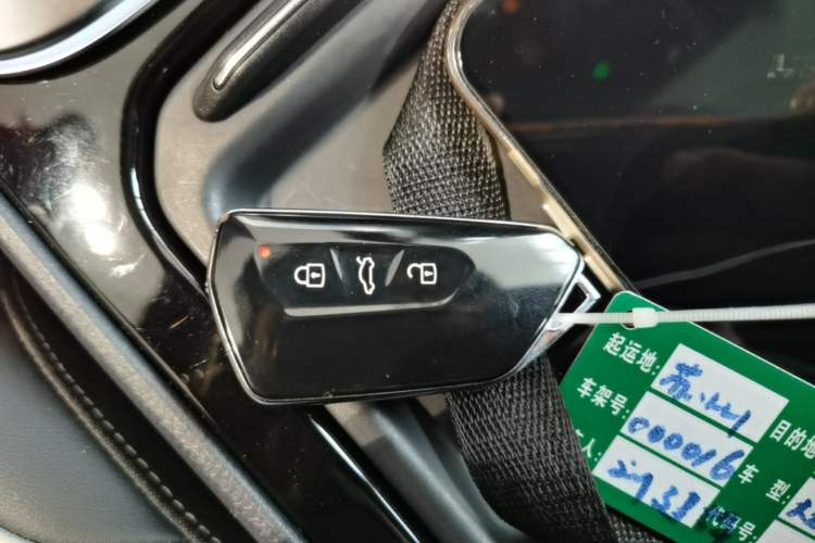 Used Volkswagen ID.4 CROZZ 2025 Pure Edition Vehicle Key