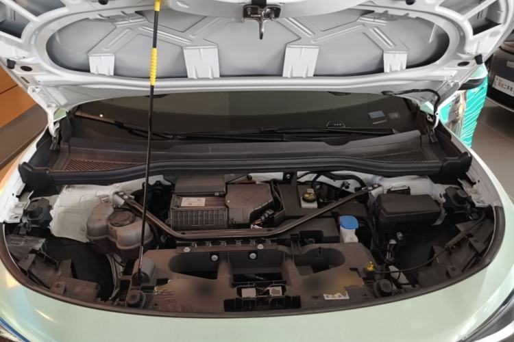 Used Volkswagen ID.4 CROZZ 2025 Pure Edition Engine Bay