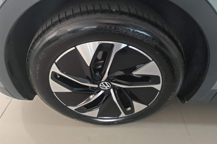 Used Volkswagen ID.4 CROZZ 2025 Pure Edition Exterior 4