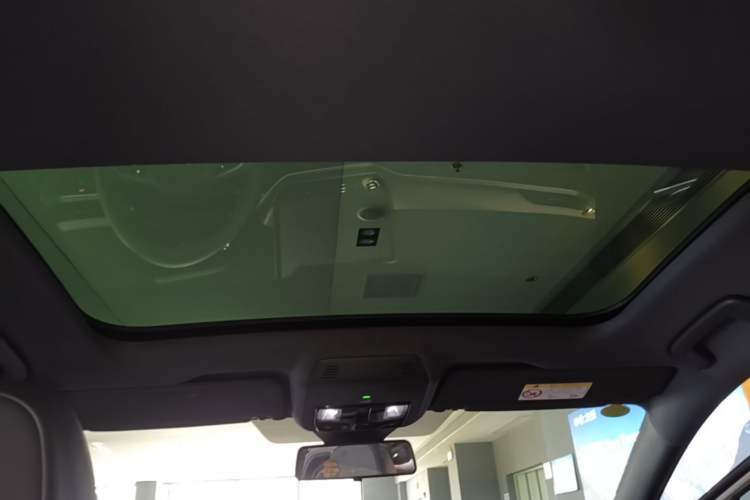 Used Volkswagen ID.4 CROZZ 2025 Pure Edition Headliner