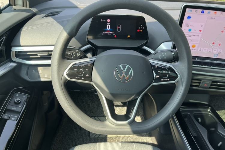 Used Volkswagen ID.4 CROZZ 2025 Pure Edition Interior 2