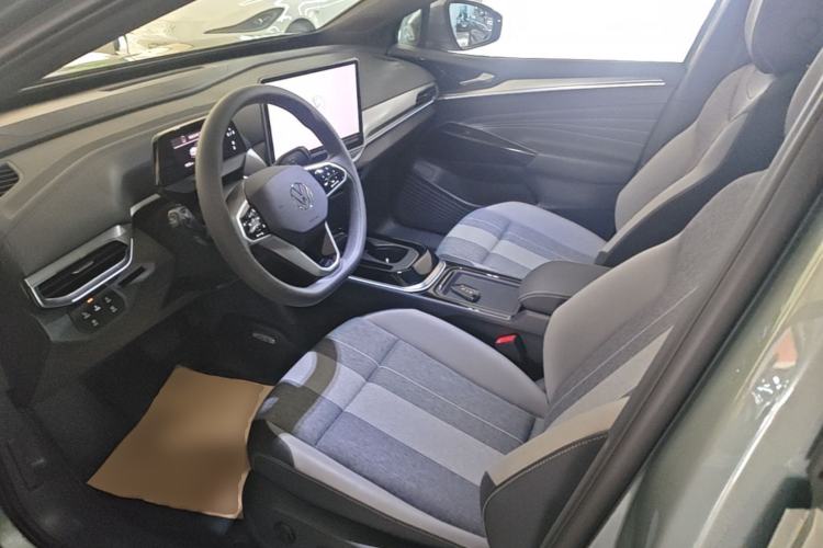 Used Volkswagen ID.4 CROZZ 2025 Pure Edition Left Front Seat