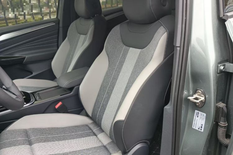 Used Volkswagen ID.4 CROZZ 2025 Pure Edition Left Front Seat