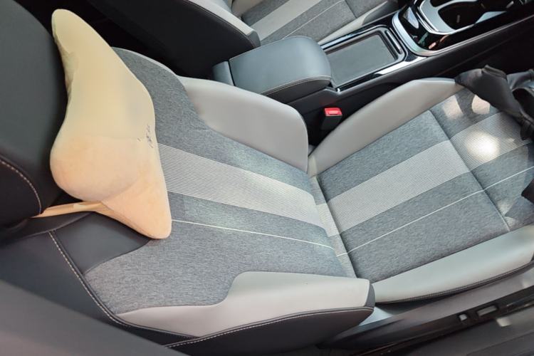 Used Volkswagen ID.4 CROZZ 2025 Pure Edition Right Front Seat