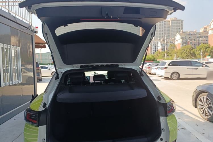 Used Volkswagen ID.4 CROZZ 2025 Pure Edition Trunk