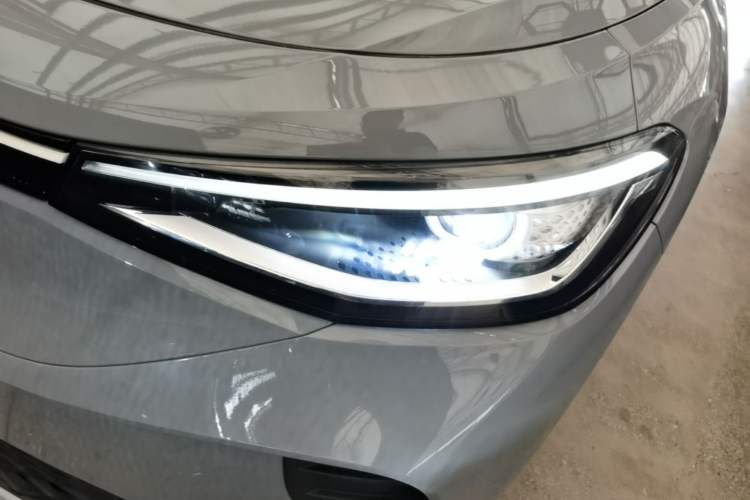 Used Volkswagen ID.4 CROZZ 2025 Pure Edition Left Front Headlight