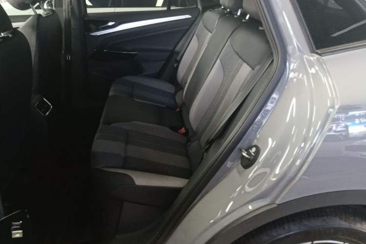 Used Volkswagen ID.4 CROZZ 2025 Pure Edition Left Rear Seat
