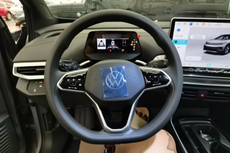 Used Volkswagen ID.4 CROZZ 2025 Pure Edition Steering Wheel