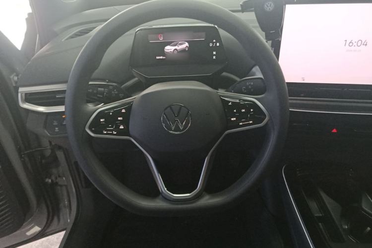 Used Volkswagen ID.4 CROZZ 2025 Pure Edition Steering Wheel