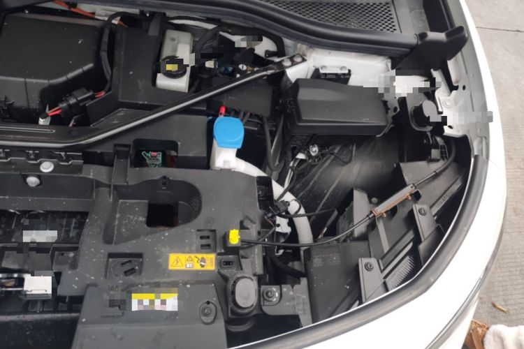 Used Volkswagen ID.4 CROZZ 2025 Pure Edition Engine Bay Left